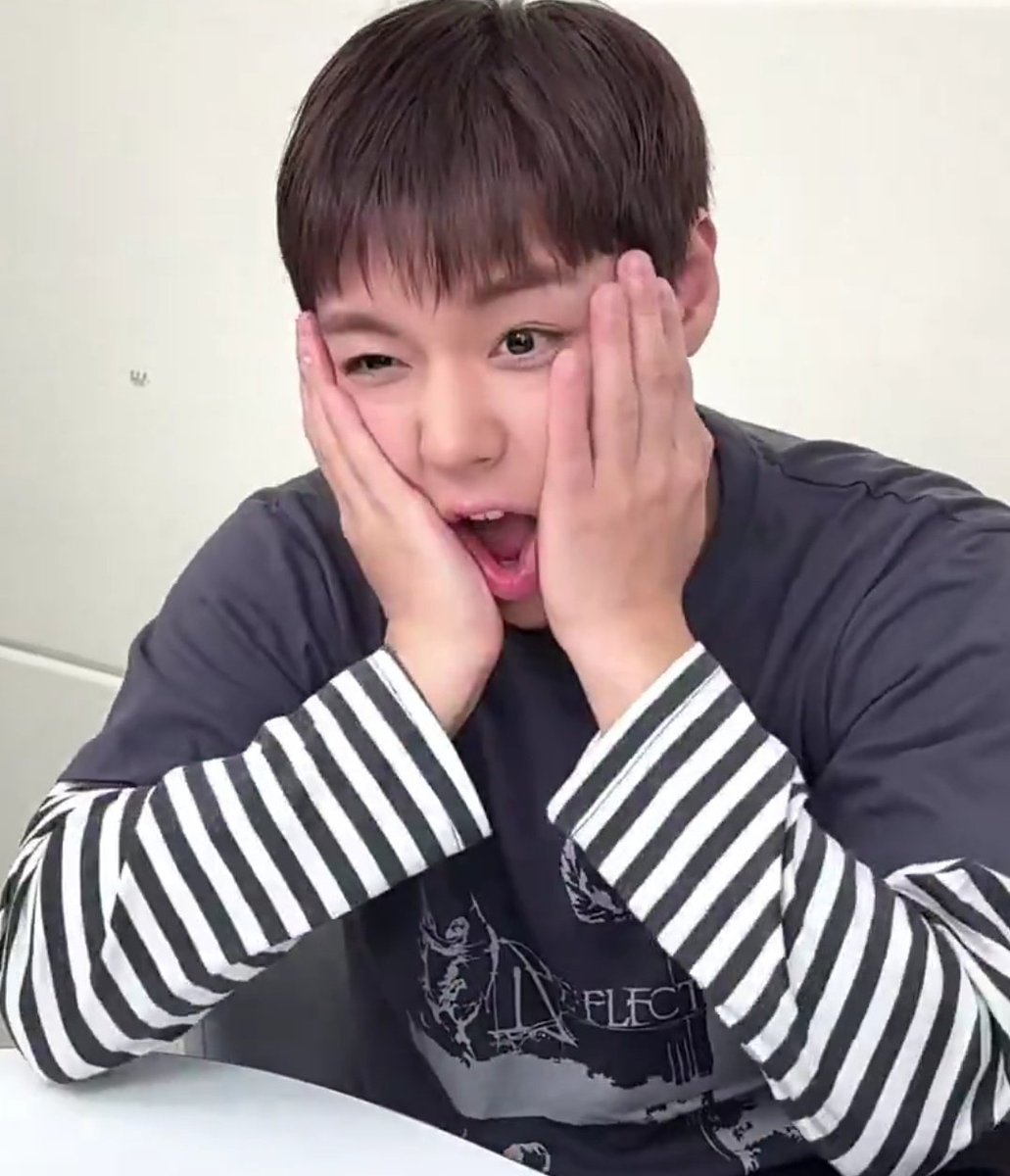 박먼꼬야💚💛💖 tweet media