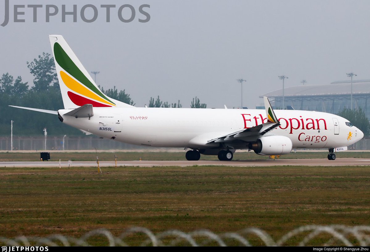AfriMEOSINT's tweet image. A rare flight by an Ethiopian Cargo Boeing 737-86N freighter (reg. N315SL, callsign ET3631) departed Addis Ababa Bole International Airport in Ethiopia 🇪🇹 for Port Sudan 🇸🇩.