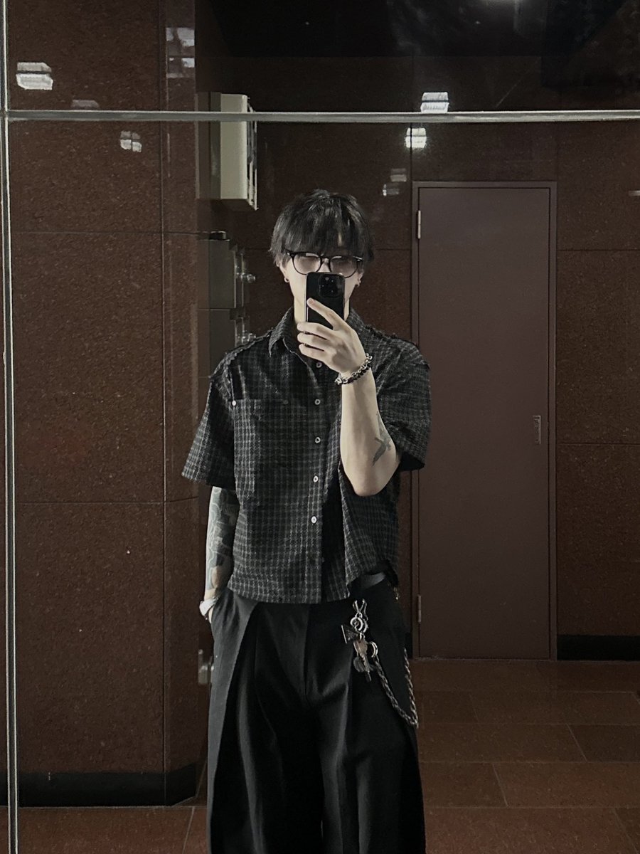 紺 tweet media