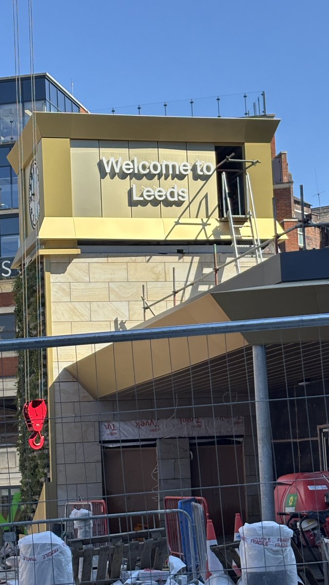 Leeds I am in you! For my penultimate laser session >:D