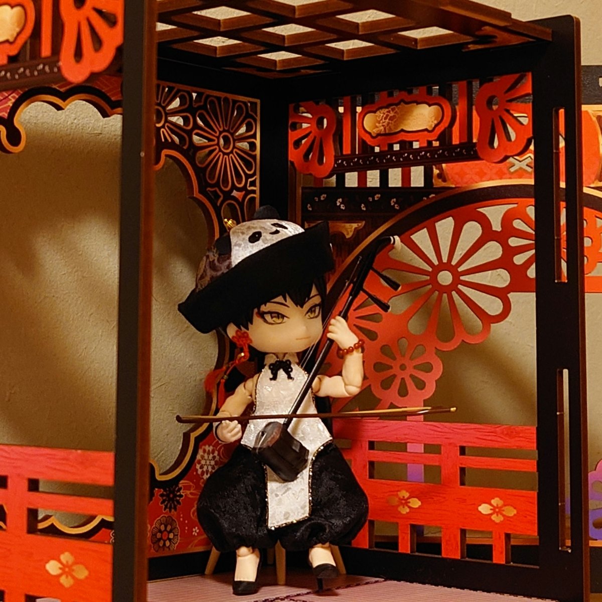 二胡を弾いていただきたい

（昨日の名残り）
