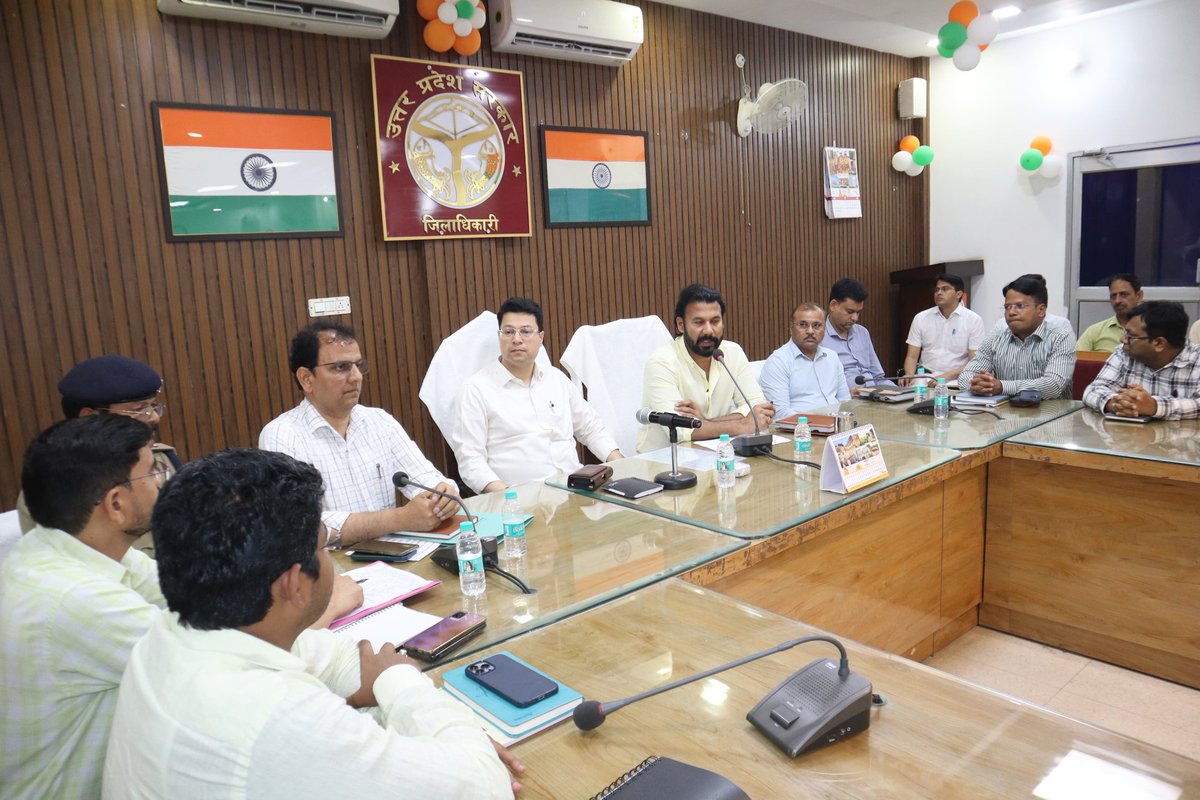 Divisional Commissioner Saharanpur tweet media