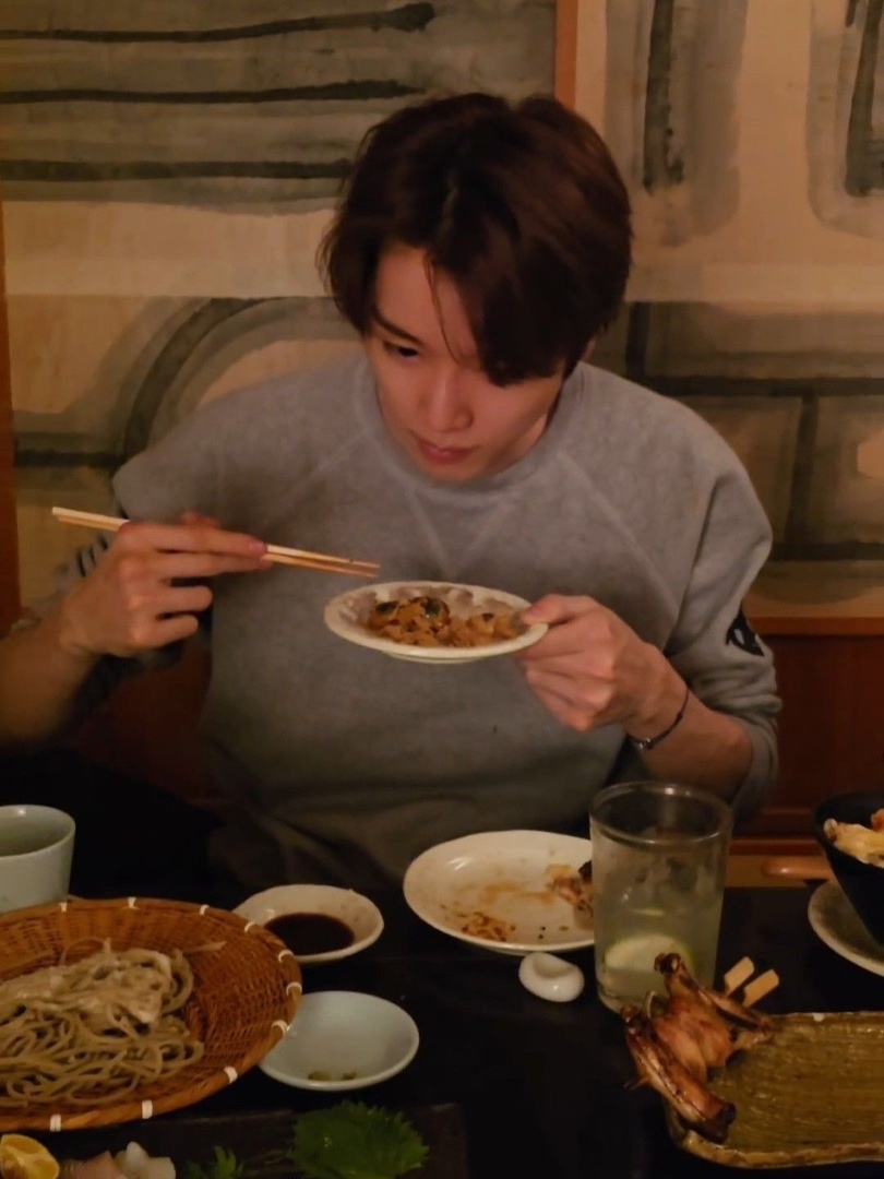 Woodsy Corner. tweet media