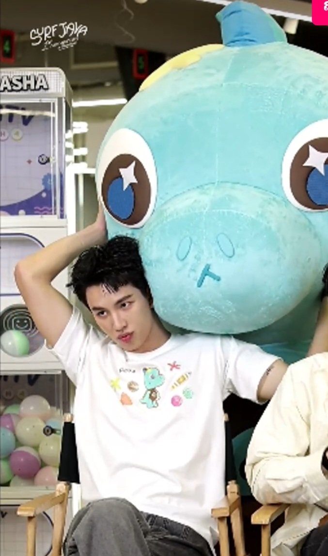 n__nunnnn's tweet image. ความดื้อของเร็กซ์ซ่ากับปู่ปู๊ปี่ปี๊ 🦖🤏🥺

#SurfJavaFanMeetingLive
#swensurf #javabh #surfjava 
@swensurf @javabh28