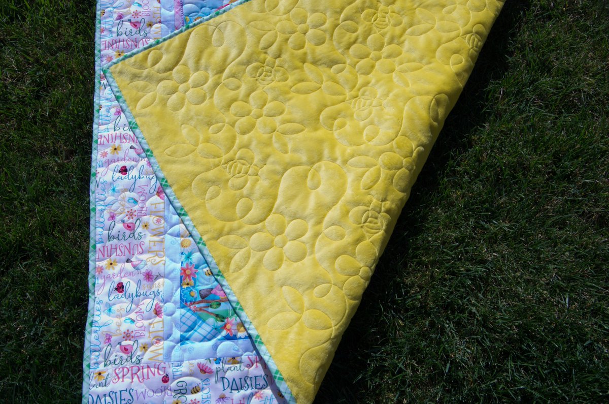 howarths63's tweet image. buff.ly/rLfmFfm  #Quilt #Sunshine Days #BabyGirl #Quilt, #Toddler or #Baby Girl #Minky Quilt 42" X 42", #Keepsake, Naptime, #BabyShower or #Birthday, Special Gift Idea - Etsy buff.ly/G59qBA5