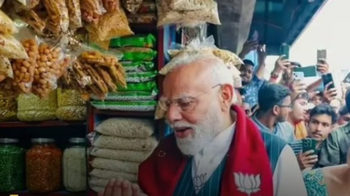 chitralekhamag's tweet image. ઝાલમુરી મેં ખાધી, પરંતુ ઝાળ TMCને લાગીઃ PM મોદી...
#PMModi #Announcement #ElectionRally #Sweets #Jhalmuri #Distribution #Results #States #UT #WB  #Krishnanagar #Keralam #Assam #Voting #Chitralekha

chitralekha.com/news/i-ate-jha…