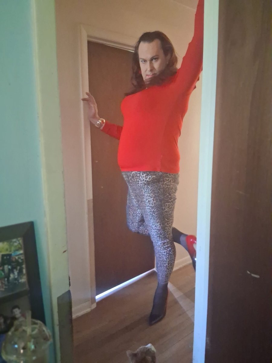 Dr. Dame Katy Denise CH GBE 🏳️‍⚧️🇳🇬🪑 tweet media