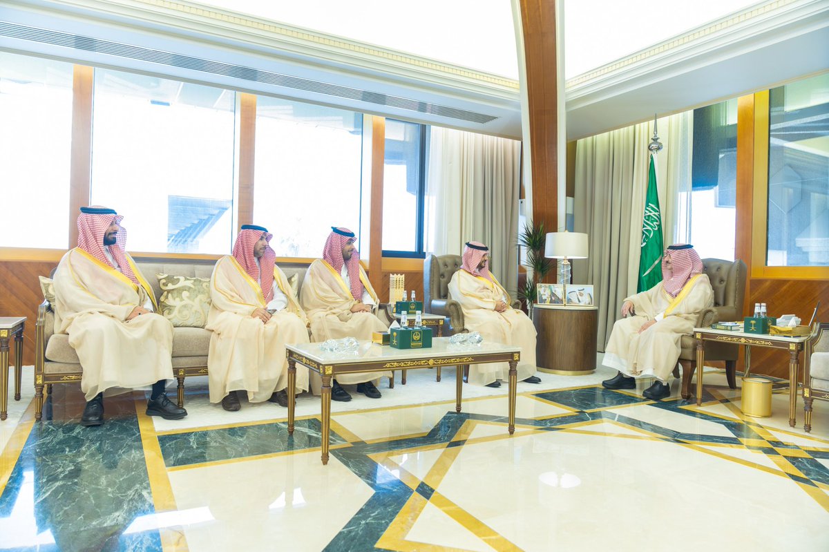 وزارة الموارد البشرية والتنمية الاجتماعية tweet media
