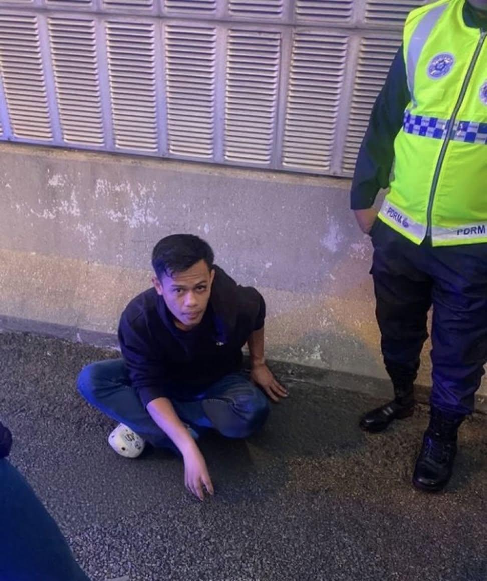 DrMasIindaSis's tweet photo. Mana geng "balas nyawa dengan nyawa" kenapa MEMBISU ? 🤔 https://t.co/MgLPtanfl3