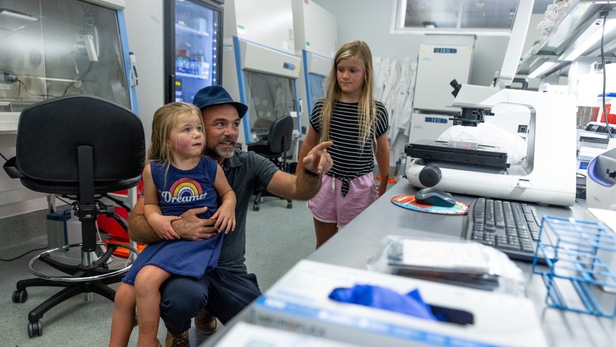 BiotechNewswire's tweet image. AlphaRose’s RareLabs Launches Publicly with AI- and Robotics-Enabled Platform to Deliver Rapid Treatments for Rare Genetic Diseases; Appoints Dr. Rob Freishtat as CEO biotechnewswire.ai/202604232778/a… #biotech #research #RareDisease #GeneTherapy