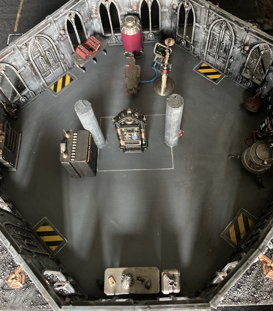 Bitsforbattle's tweet image. Anyone else enjoy kitting out the lower parts of buildings that people will rarely see ?

#warhammercommunity #warhammer #miniatures #warhammer40k #40k #killteam #necromunda #terrain #scenery #warhammerconversions #warhammerkitbash #kitbash #kitbashing #bitsbash #bits #bitz