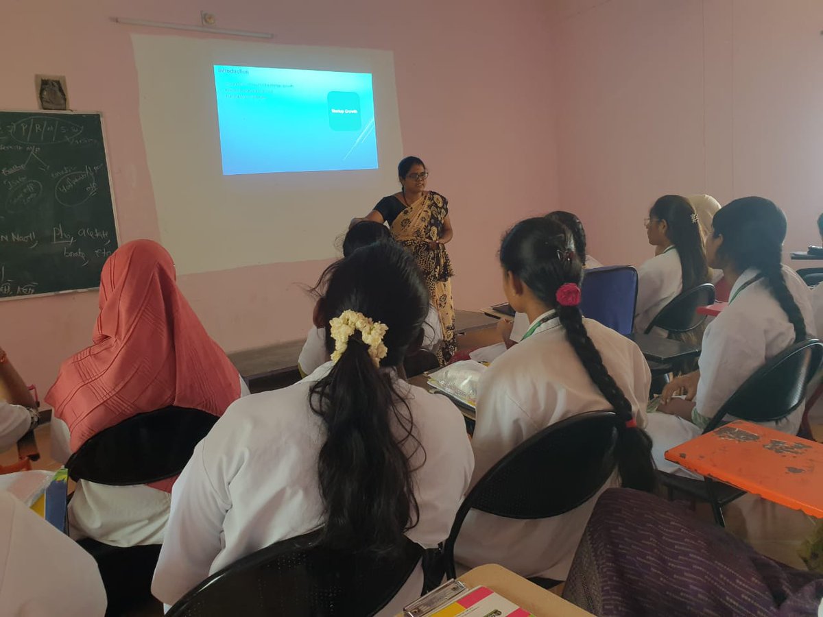 IIC_RIPER's tweet photo. 🚀 Empowering Future Entrepreneurs! 💼📈

Institution’s Innovation Council (IIC), RIPER proudly organized a Workshop on Raising Capital &amp; Finance Management for Start-ups 💡

📅 17 April 2026
📍 IQAC Hall, RIPER https://t.co/SkbKalhpGg