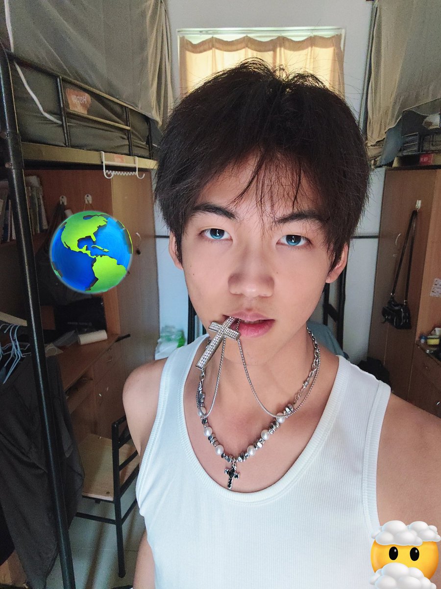 渚 tweet media
