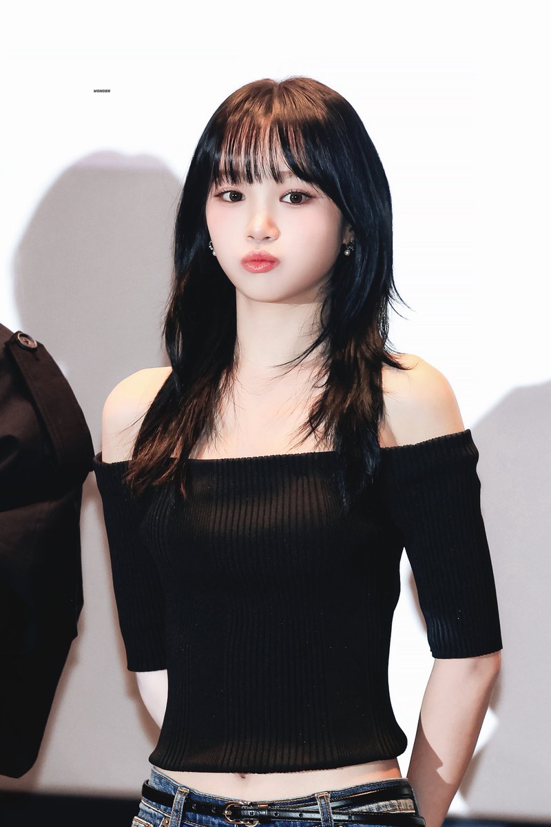 260421 너무 예쁘잖아요😭

#르세라핌 #LE_SSERAFIM 
#김채원  #KIMCHAEWON