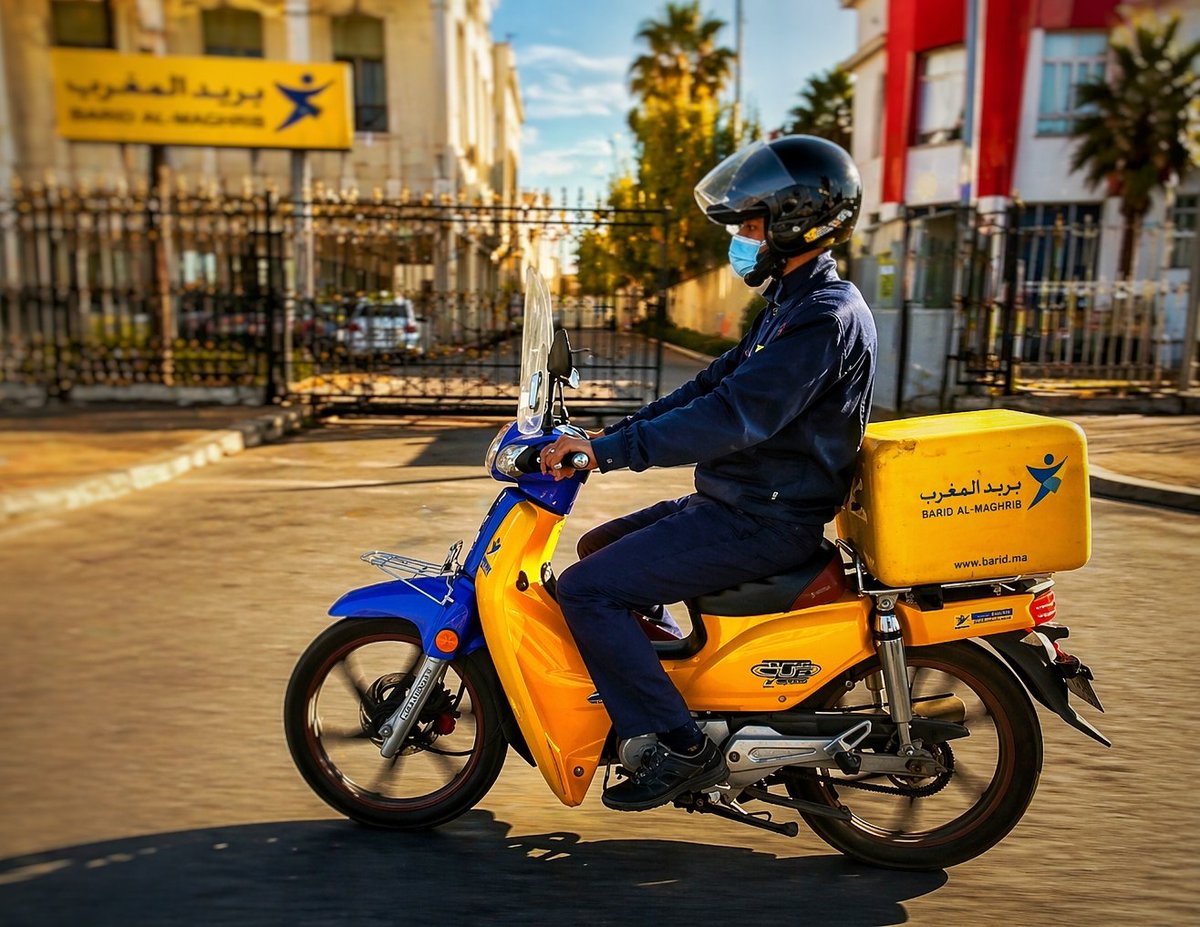 Build_Bsc's tweet photo. Not just delivery… it’s movement. In Morocco, yellow carries more than messages — it carries opportunity. #PaintItYellow https://t.co/fUHIT9BaRI