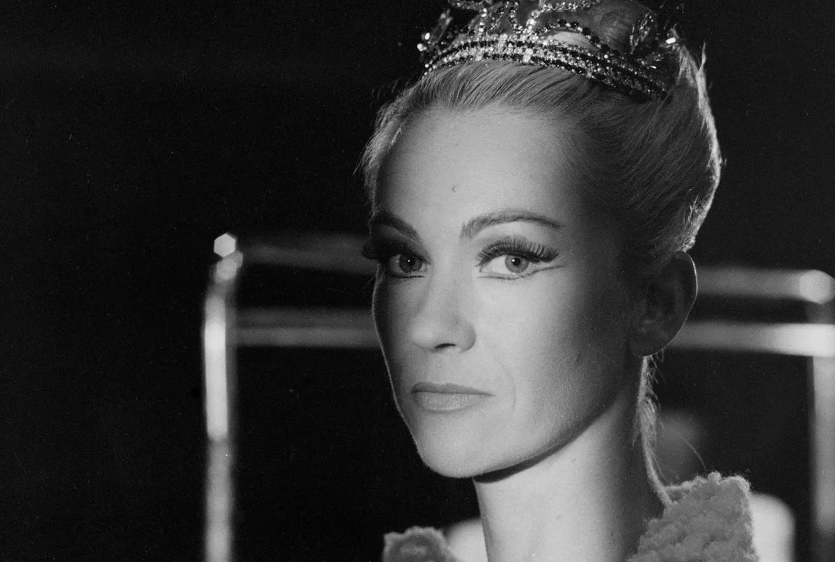 Sale temps pour les étoiles de l'Opéra de Paris : après Jacqueline Rayet, c'est Claude Bessy qui vient de nous quitter, dans la nuit du 22 au 23 avril 2026 :
radiofrance.fr/francemusique/…