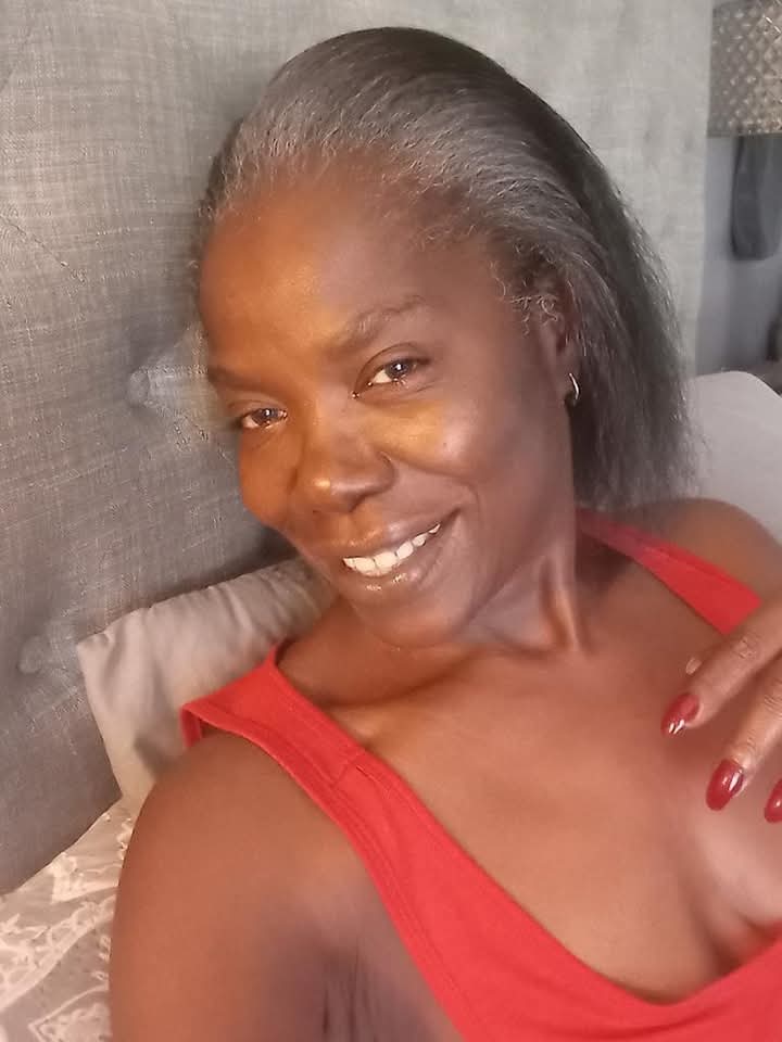 sarah_butl86004's tweet image. #queenbeeweek