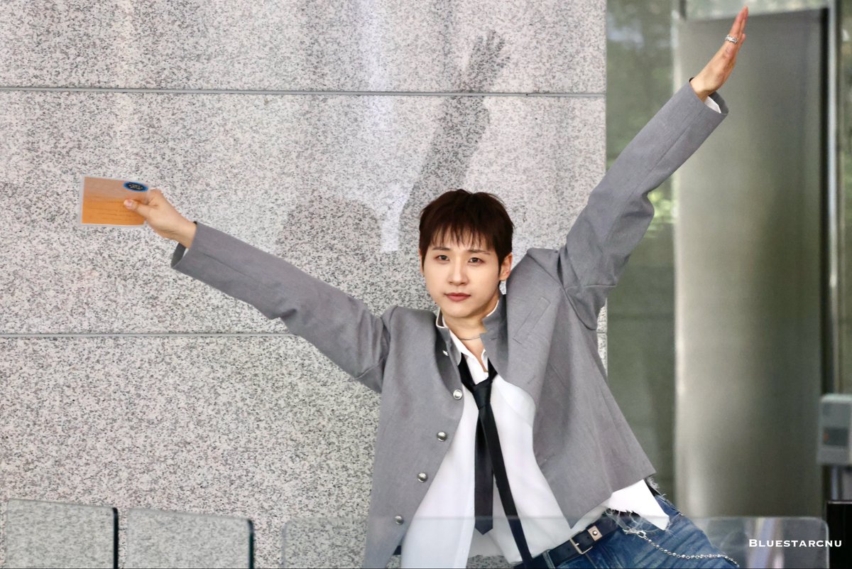 BlueStar☆CNU tweet media