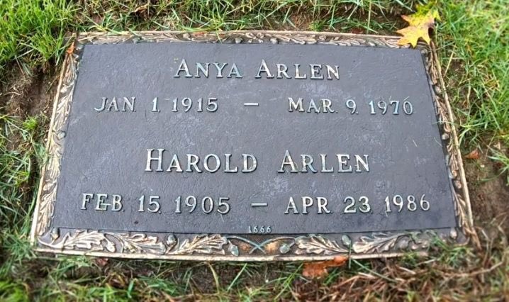 RIPTFF's tweet image. #RIP #OTD in 1986 composer ("Over the Rainbow", "Ac-Cent-Tchu-Ate the Positive", "Come Rain or Come Shine", "One for My Baby") Harold Arlen died of cancer at his Manhattan apartment, aged 81. Ferncliff Cemetery in Hartsdale, New York thefinalfootprint.com/2026/04/23/day…