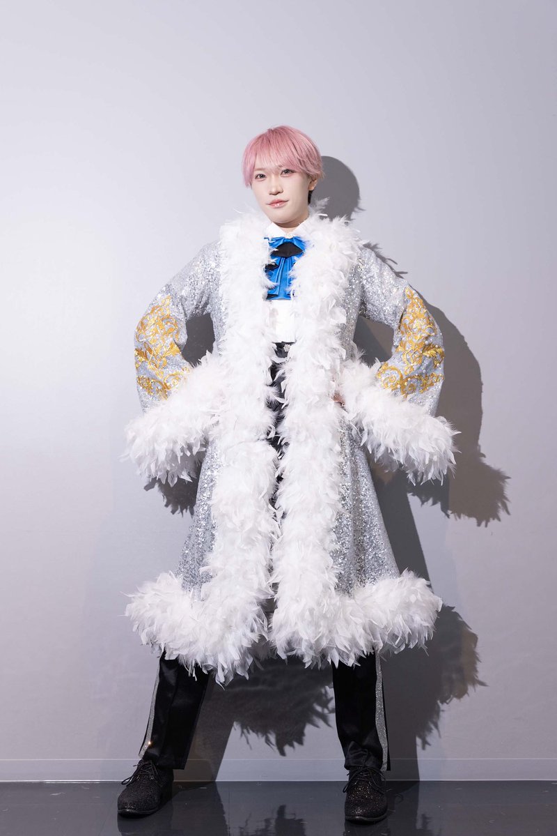 🐼🐲⎯⎯⎯⎯⎯⎯⎯⎯⎯⎯⎯⎯ ⟡.·
     パンダドラゴンNew Costume
          🪶ファーコート衣装🪶
⟡.· ⎯⎯⎯⎯⎯⎯⎯⎯⎯⎯⎯⎯👕🎩

🩵たいが(<a href="/taiga_paragon/">たいが@パンダドラゴン🐼🐲</a>)🐯

#パンダドラゴン #パラゴン