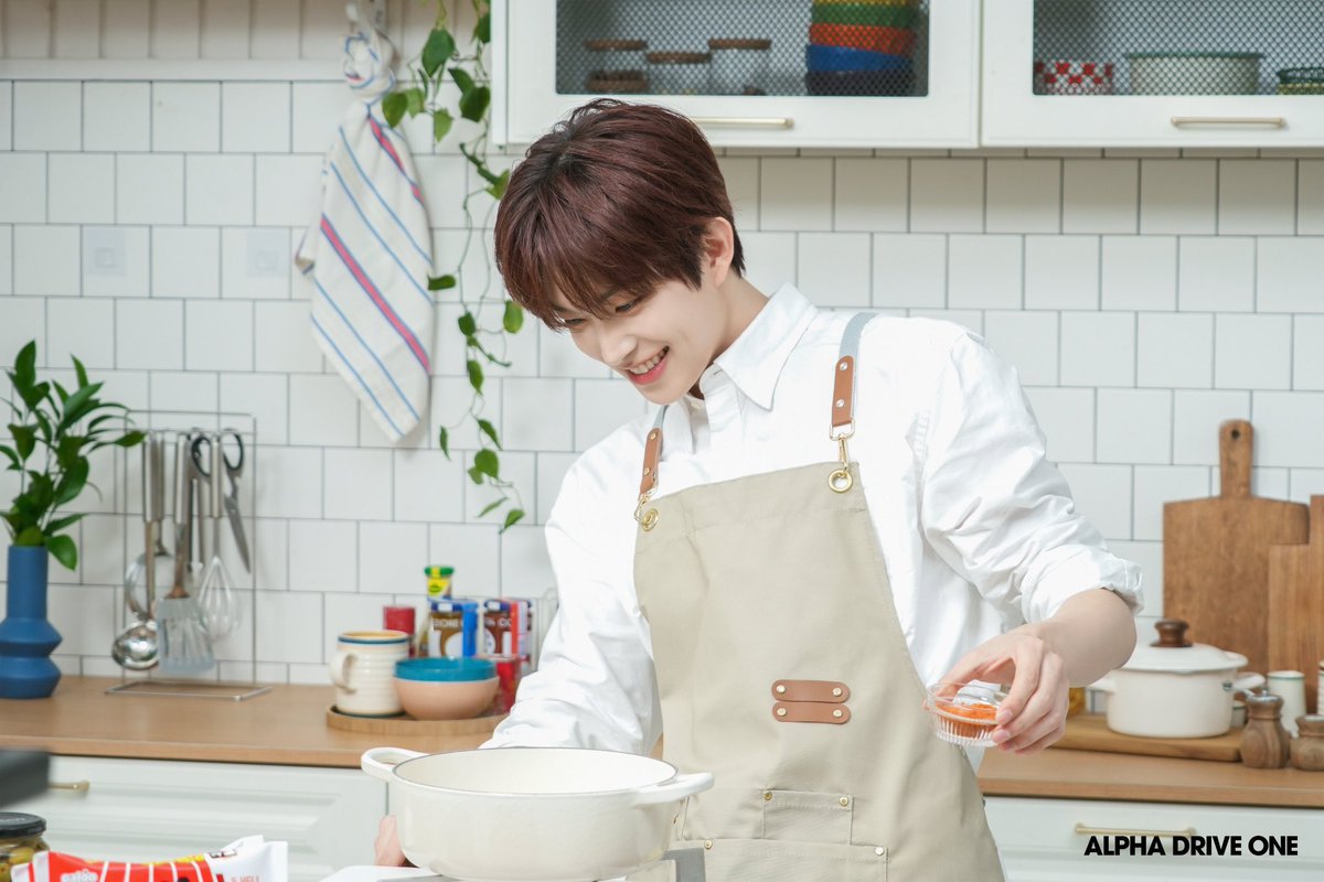 kpopticketing_'s tweet photo. 공부하다 건우가 보고싶은 4시 22분…
너가 짜파게티 남편이든 항정상 요리 마스터든 다 맛있게 먹을 수 있으니 어디있는지 생존신고라도 하렴….. 보고싶다 건우야ㅠㅠㅠ https://t.co/RvDxADmdEr