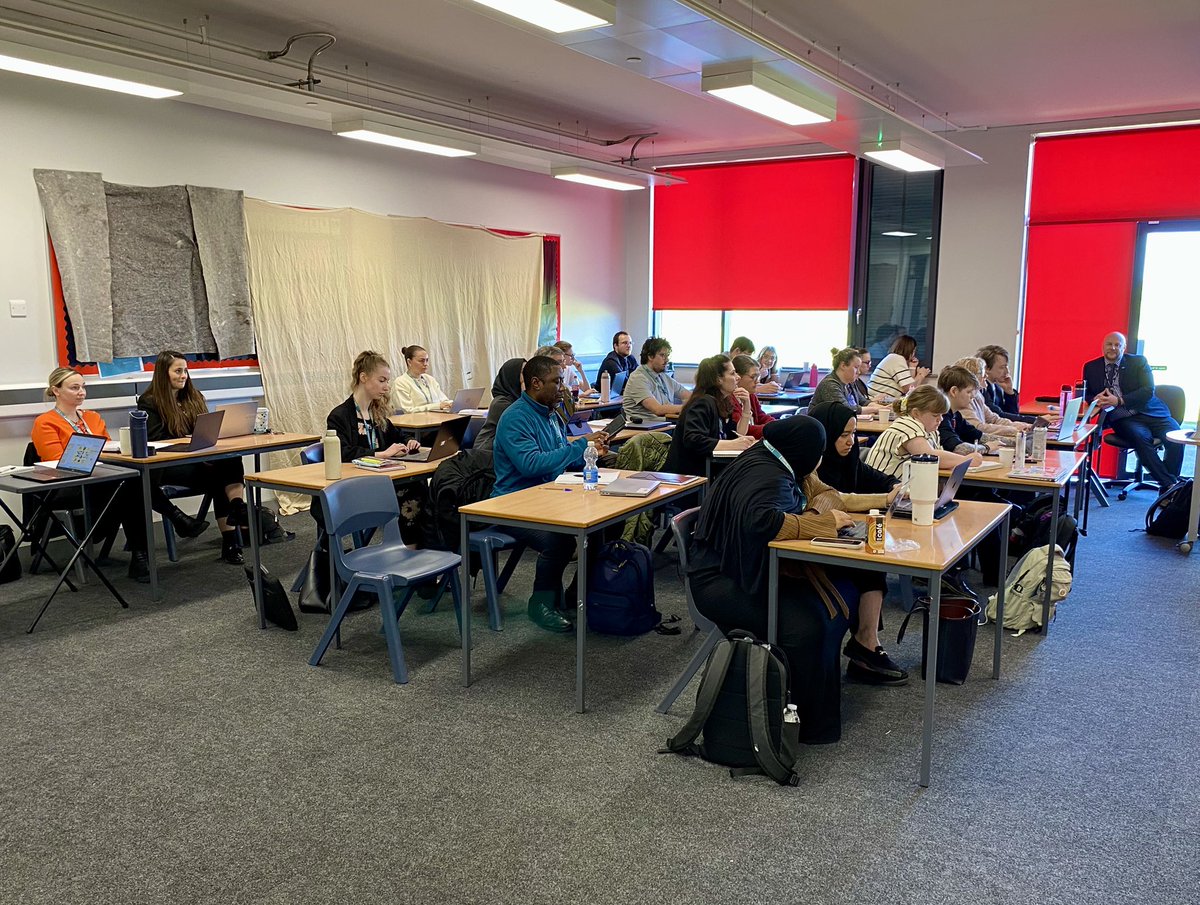 OTT_Staffs's tweet image. Great to see our @OrmistonTT North Trainees at @ossmastoke today

Today has involved a PGCE focus on the forthcoming Module 3, an NIoT Masterclass on working with TAs, plus time this afternoon for subject‑based tasks. So proud of their hard work &amp;amp; engagement #OTT @OrmistonAcads