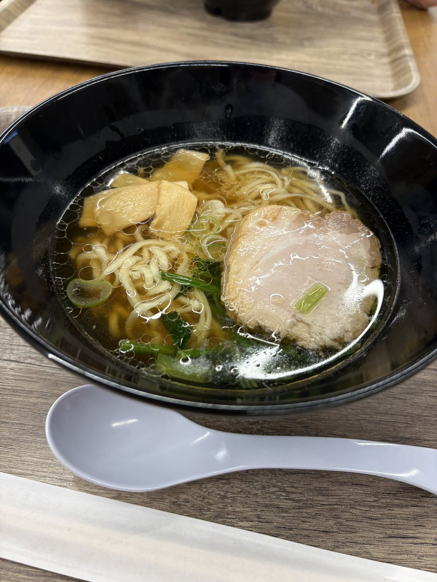 暑い日も寒い日もありがたい退避場所なグリーンフォレスト🏟️獅めのラーメンはじまりました！一気にあったまった。