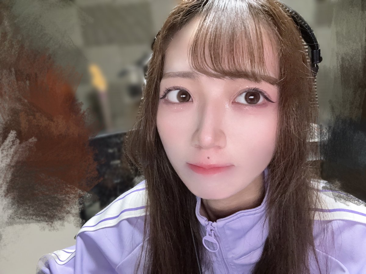 小柳かれん tweet media