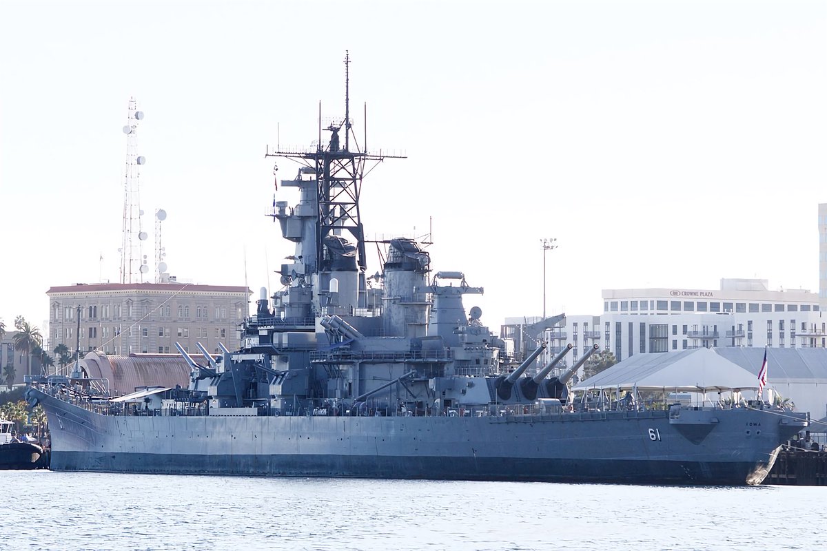 シキシマ tweet media