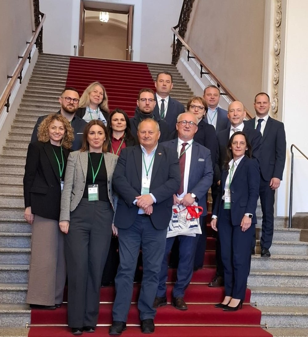 Vinka Ilak tweet media