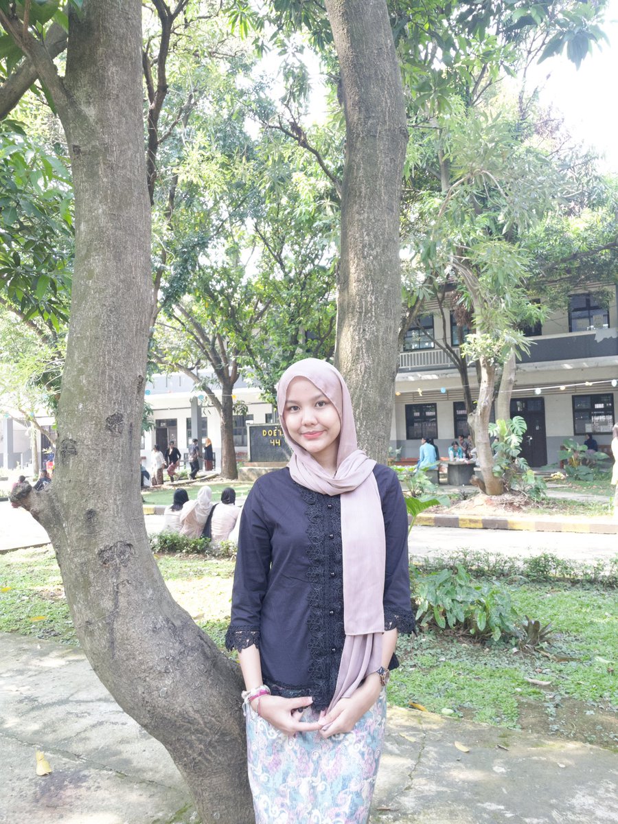 khatterist's tweet image. selamat Kartini 😆♥️ #latepost