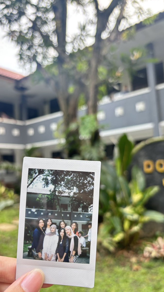 khatterist's tweet image. selamat Kartini 😆♥️ #latepost