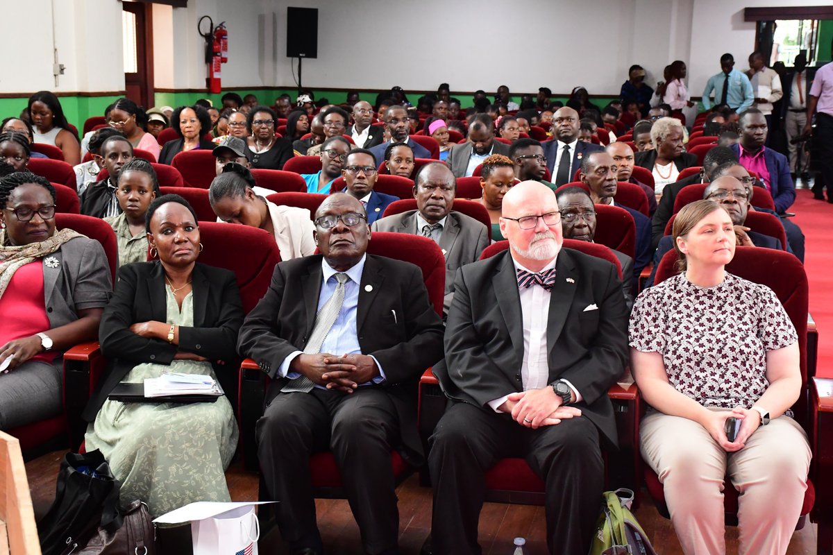 Makerere University CEES tweet media