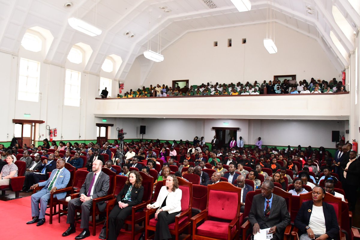 Makerere University CEES tweet media