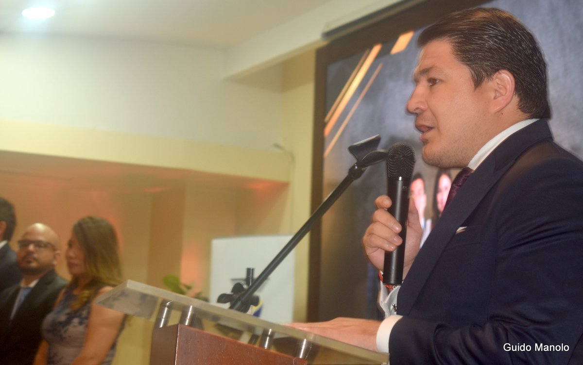 guimanca's tweet photo. Relevo de Presidente en Federación Deportiva Nacional del Ecuador abre expectativa por trabajo y desafíos de nueva directiva
@FEDENADOR_
@FEDENAPO1
@DeporteEc
@joseiarevalos
@israelverdugoo
@noec3
@RobertoIbanez_R
@mariocanessa 
@PatoCornejo
Detalles en ► https://t.co/gVE6SwC0LD https://t.co/RQYWU1i9wg