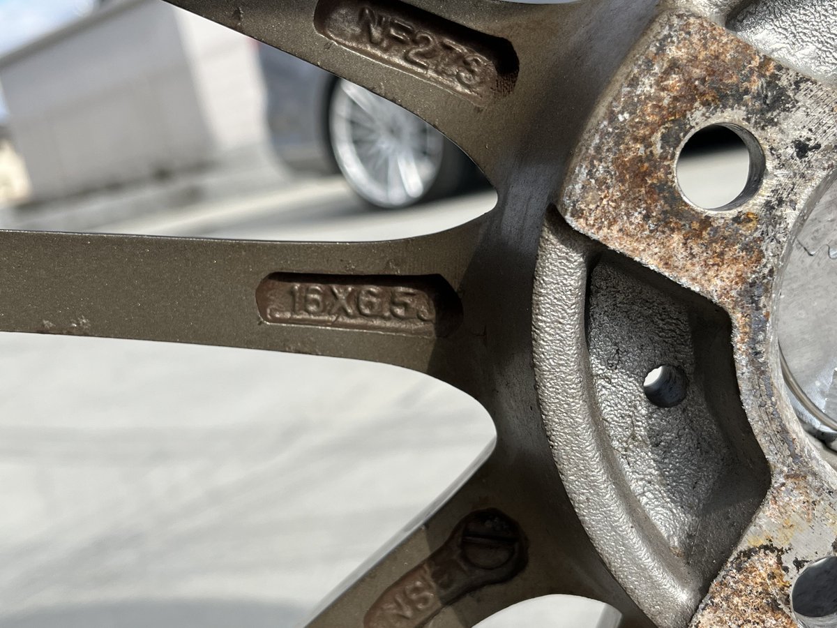 poonrz88's tweet photo. #ホイール売ります
EXTREME RACING
16インチ6.5j +42
195/45R16
タイヤは緩衝材程度に考えてください
２本のみ8000円 https://t.co/btMk71xJQc
