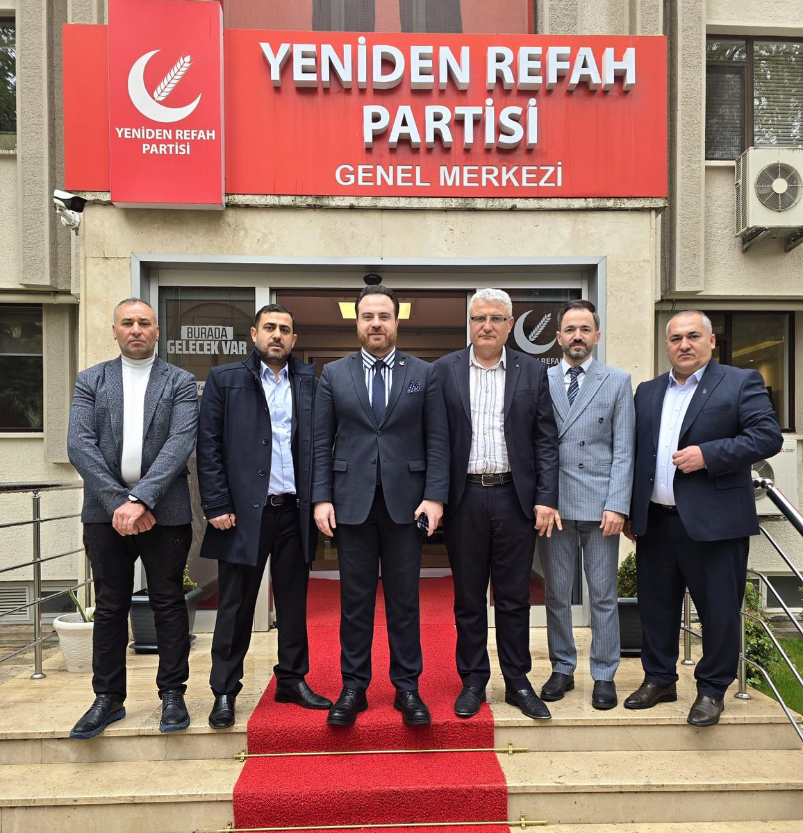 melihguuner's tweet photo. Staj ve Çıraklık Mağdurları Federasyonu ve Ankara Staj ve Çıraklık Derneği Yönetimini bugün Genel Merkezimizde misafir ettik. 10 Mayıs’ta gerçekleştirecekleri Büyük Ankara Buluşması davetiyelerini aldık. Nazik ziyaretleri için teşekkür ediyoruz.  

@erbakanfatih @magdursuztoplum @CirakStajFED @ANKSTAJCIRAK