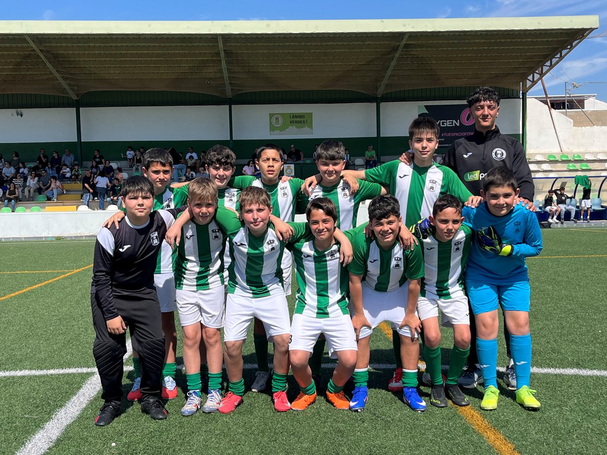 📢 La Escuela Municipal de Fútbol ⚽ Base de Consuegra está de enhorabuena.🎊 💪

🏆 El equipo Alevín de futbol base se proclama 🥇 Campeón consiguiendo un 1º puesto meritorio por la temporada realizada.  ‼️ ‼️ 👍

👉 wp.me/p8qNzg-tI4