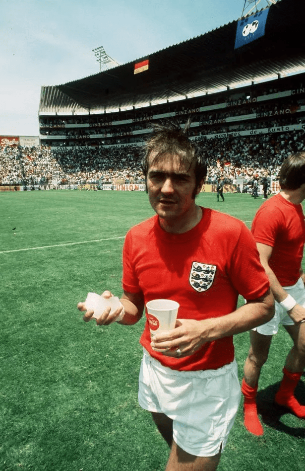 FootballRetroPlus tweet media