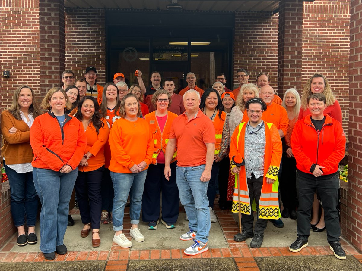 USDOTFHWA's tweet photo. FHWA's Western Federal Lands is wearing orange in support of #WorkZone safety.

#Orange4Safety #OrangeForSafety #NWZAW #NWZAW2024 #SafeWorkZonesForAll #SafeWorkZones https://t.co/Rtmdz5Uyie