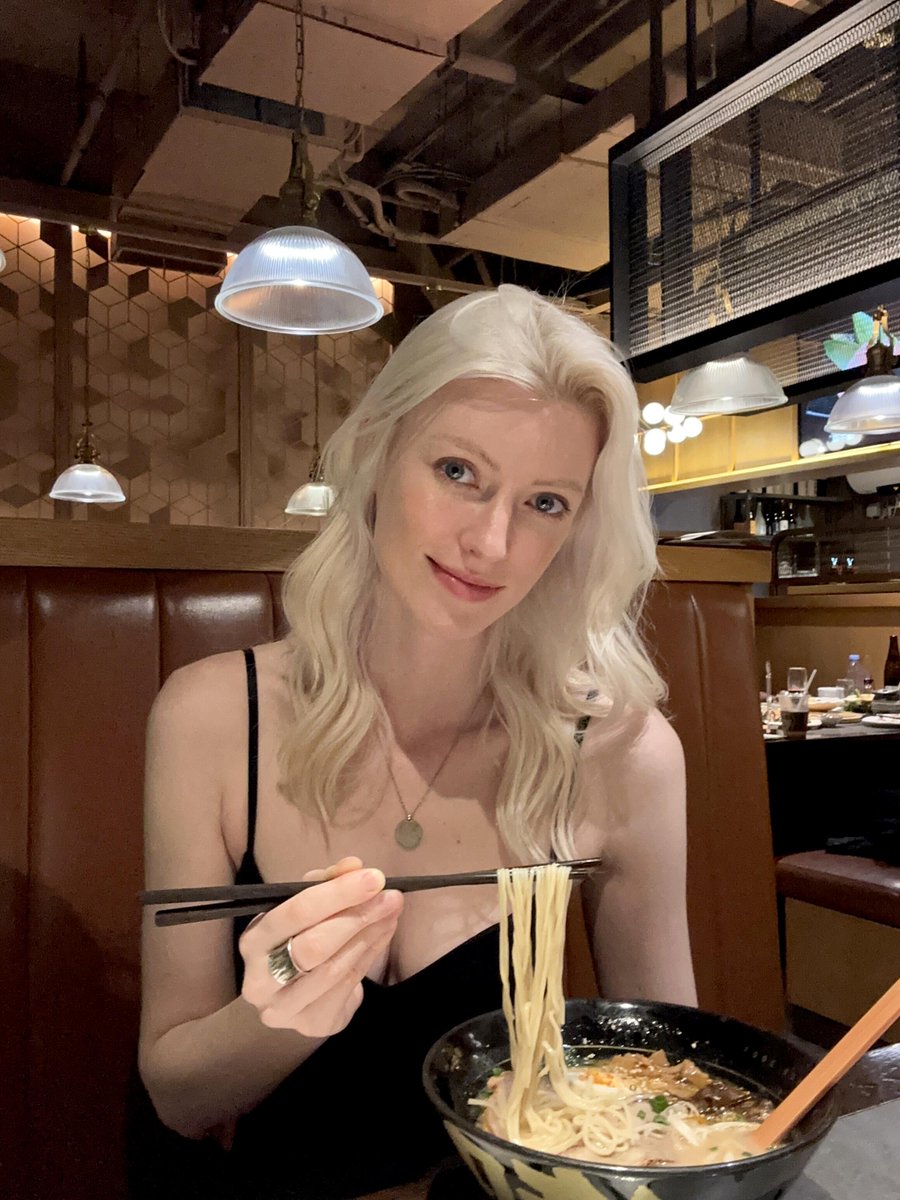 QuintinaDolce's tweet photo. Healed by a bowl of hot ramen https://t.co/psvz9pHvO1