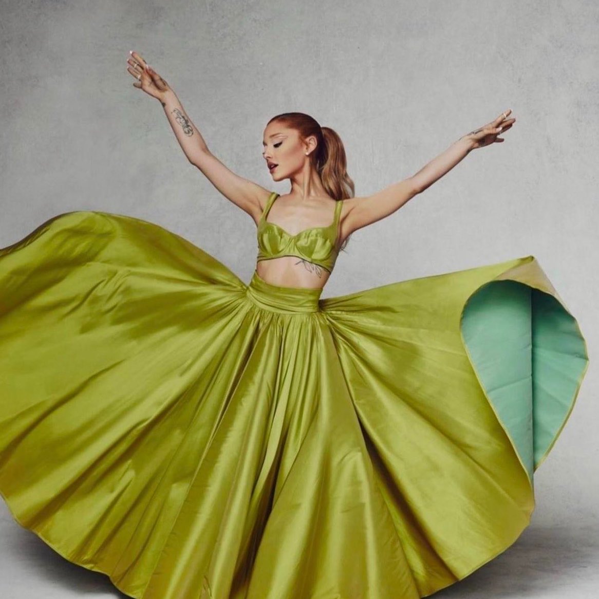 Ariana Grande Stats tweet media