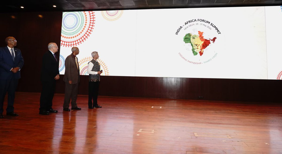 indiainzambia's tweet image. External Affairs Minister @DrSJaishankar launched the website, logo, theme, and dates for the 4th India–Africa Forum Summit.

The Summit will advance an ambitious, inclusive &amp;amp; future-ready India–Africa partnership.

@MEAIndia @IndianDiplomacy

#IAFS4 #IndiaAfrica #GlobalSouth