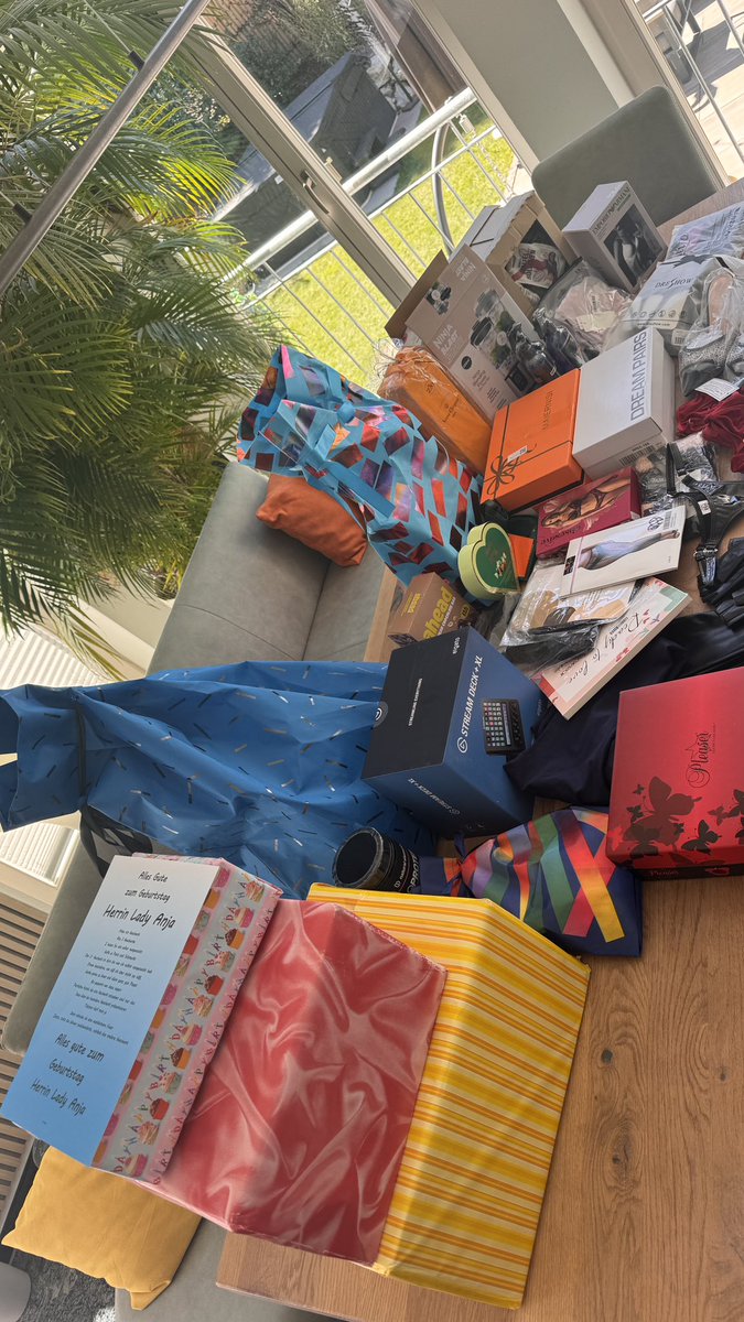 Herrin Lady Anja 👑 tweet media