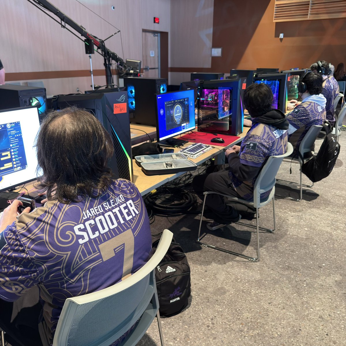 Converse Esports tweet media