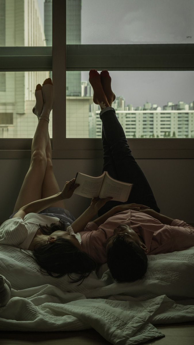 Shooting star tweet media