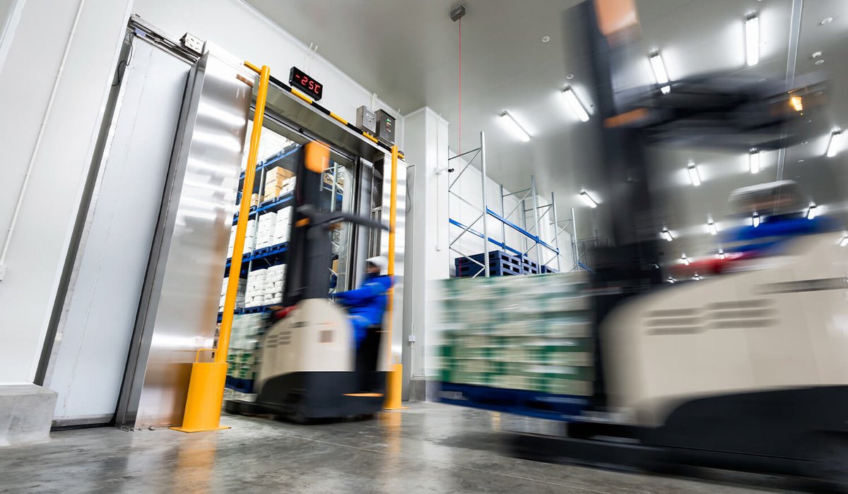 InTekLogistics's tweet image. Quick intermodal fit test for food &amp;amp; beverage shippers:
✅ Shelf-stable product
✅ Lane over 750 miles
✅ Origin &amp;amp; destination within 50 miles of a ramp
✅ DC replenishment lead time with some flexibility
If you checked all 4, read on 🔗🔽 #Intermodal #FoodAndBeverage #Logistics