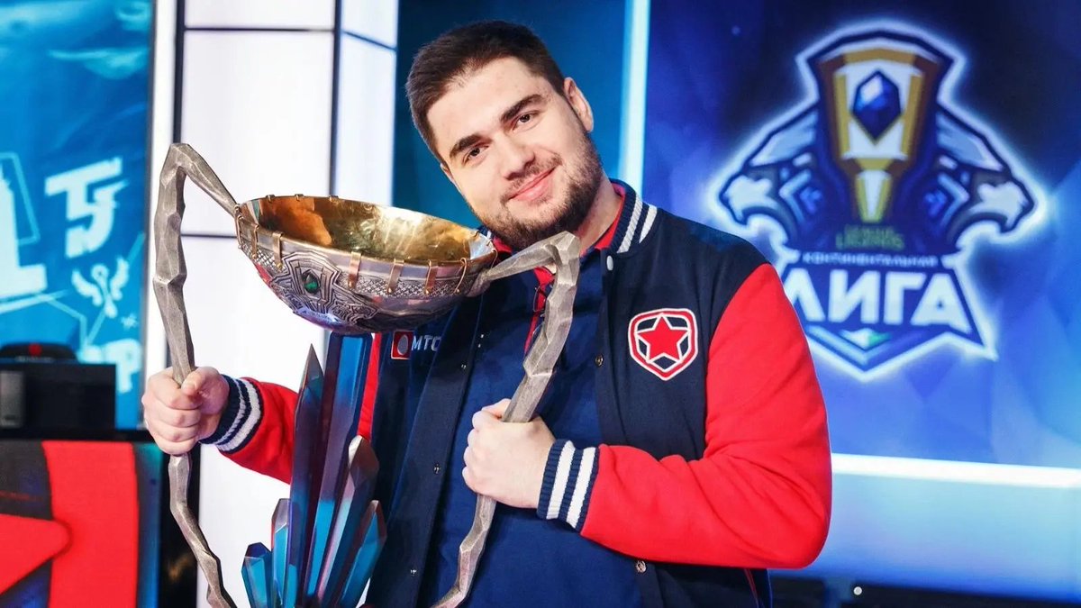 AL Camel tweet media