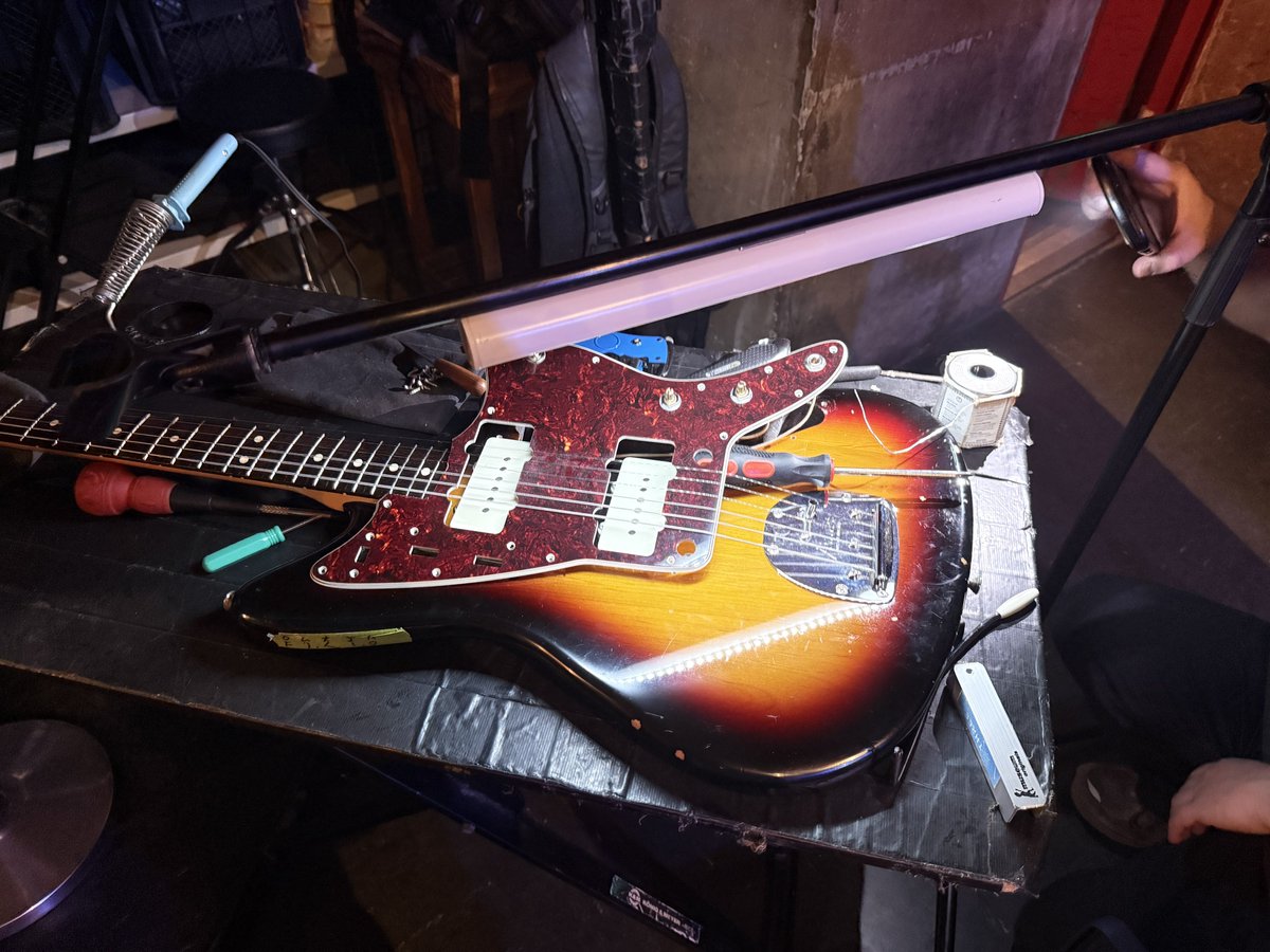 なかむらもも tweet media