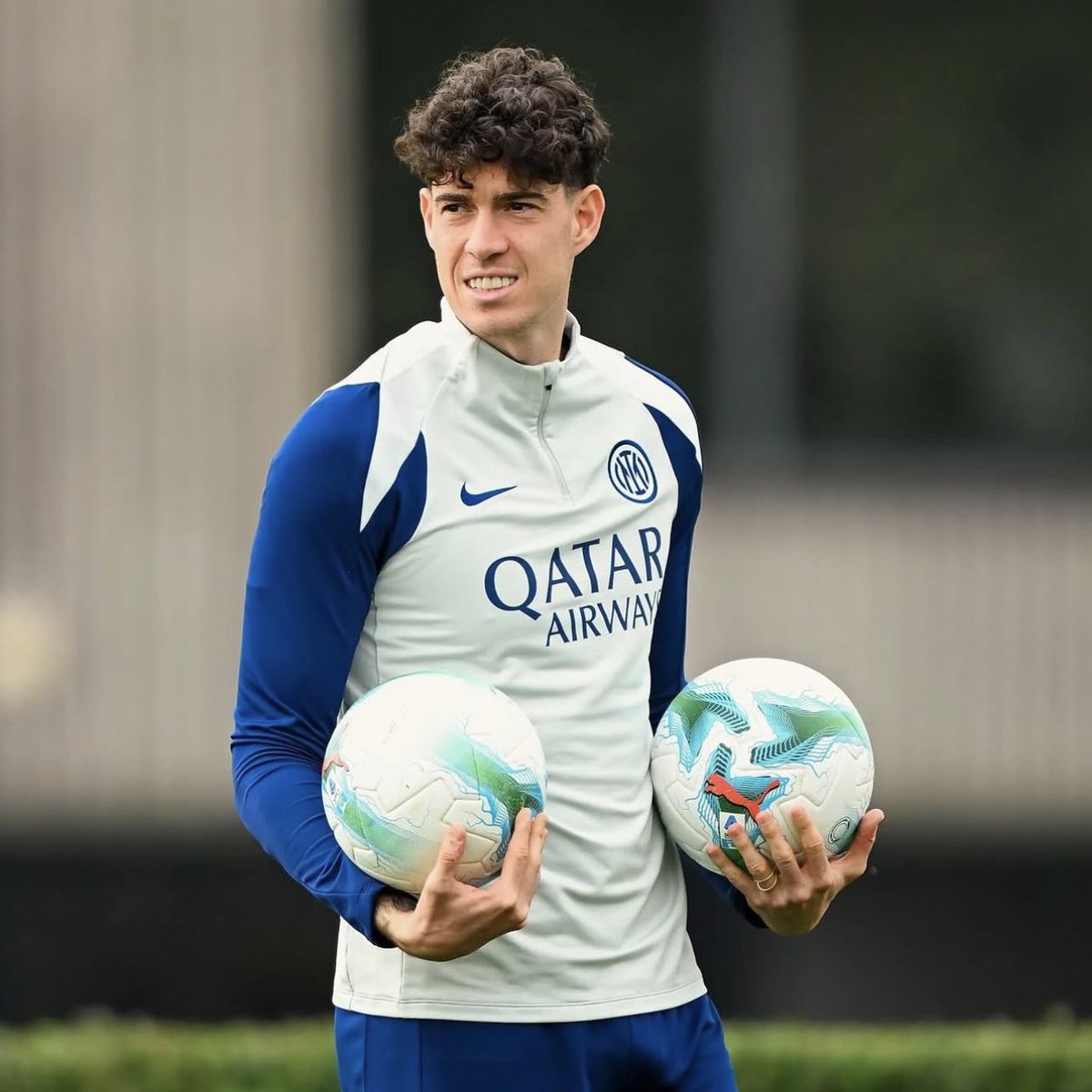 FCBInformatiu's tweet image. 🚨🎖️| El #FCBarcelona tiene prácticamente cerrado un acuerdo en términos personales con Alessandro Bastoni. [@monfortcarlos]